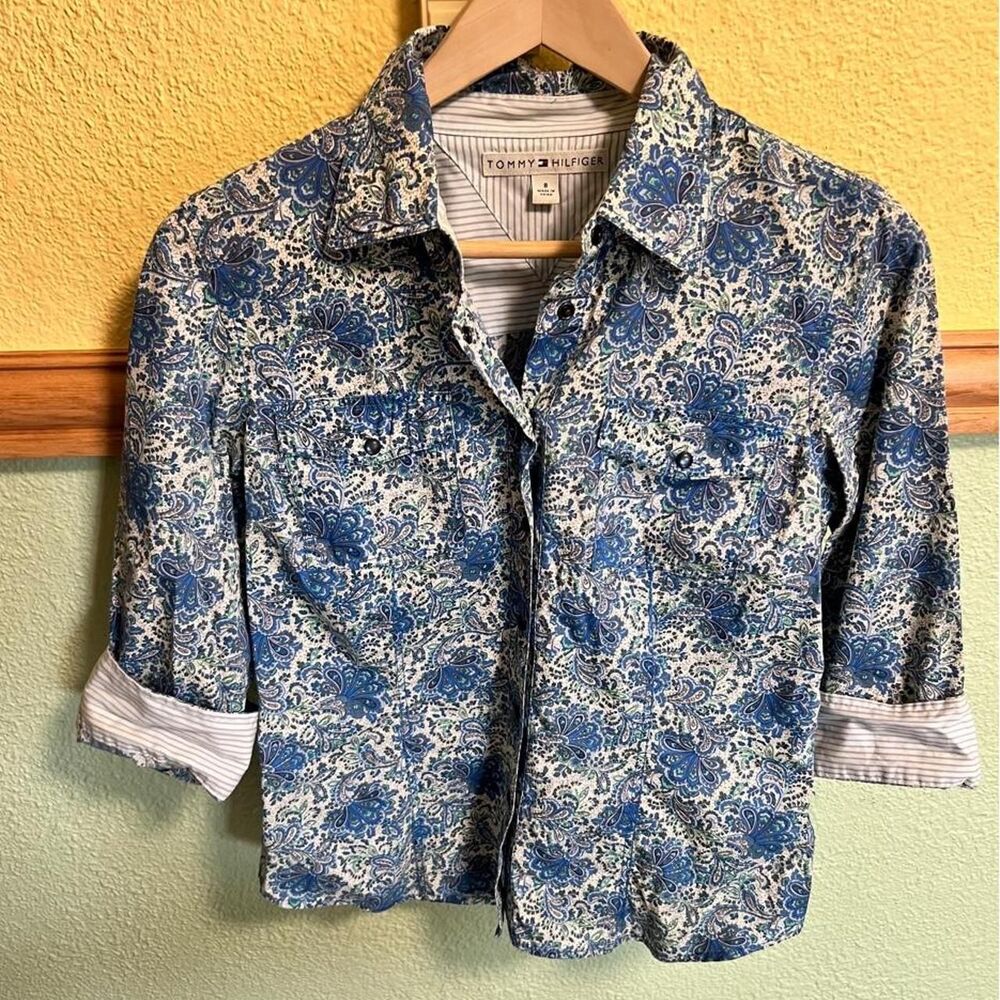 Vintage Tommy Hilfiger Blue & White Floral Button-Up | Size 8 | Preppy